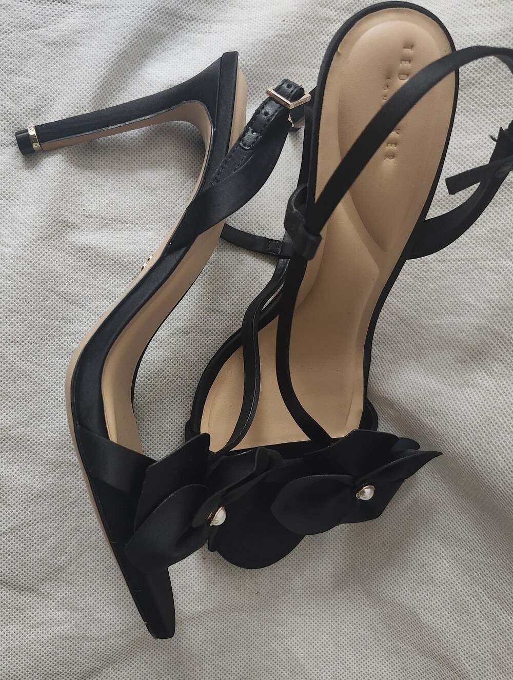 Ted Baker London Violet Slingback Sandals In Black Size 10
